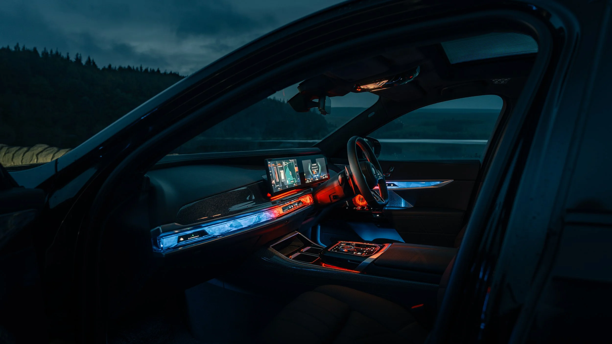 A Symphony of Luxury and Technology : The BMW 760e X-Drive' — COLBEANU